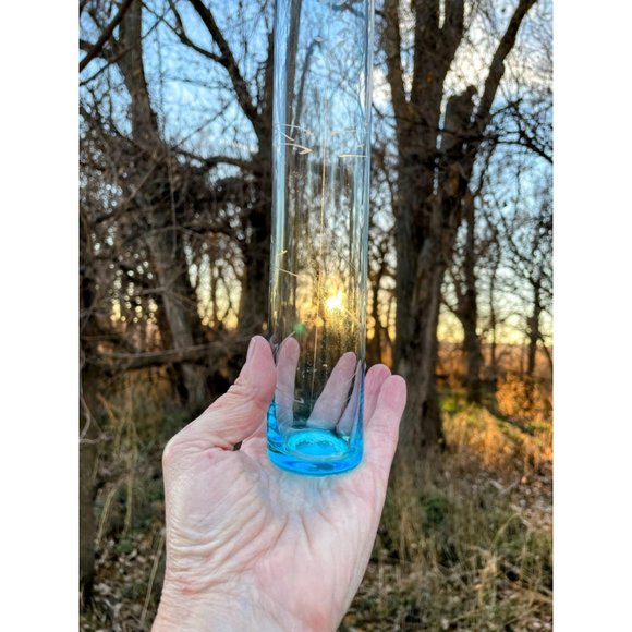 Vintage Turquoise Blue Clear Tint Etched Tall Bud Flower Vase 9.5" - Picture 6 of 14